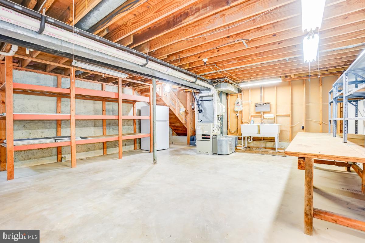 FOXHALL - Residential