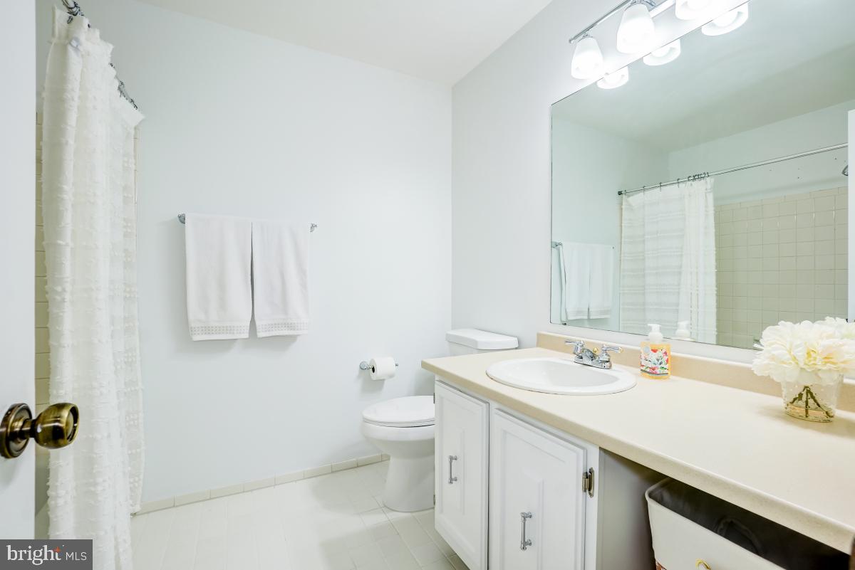 FOXHALL - Residential