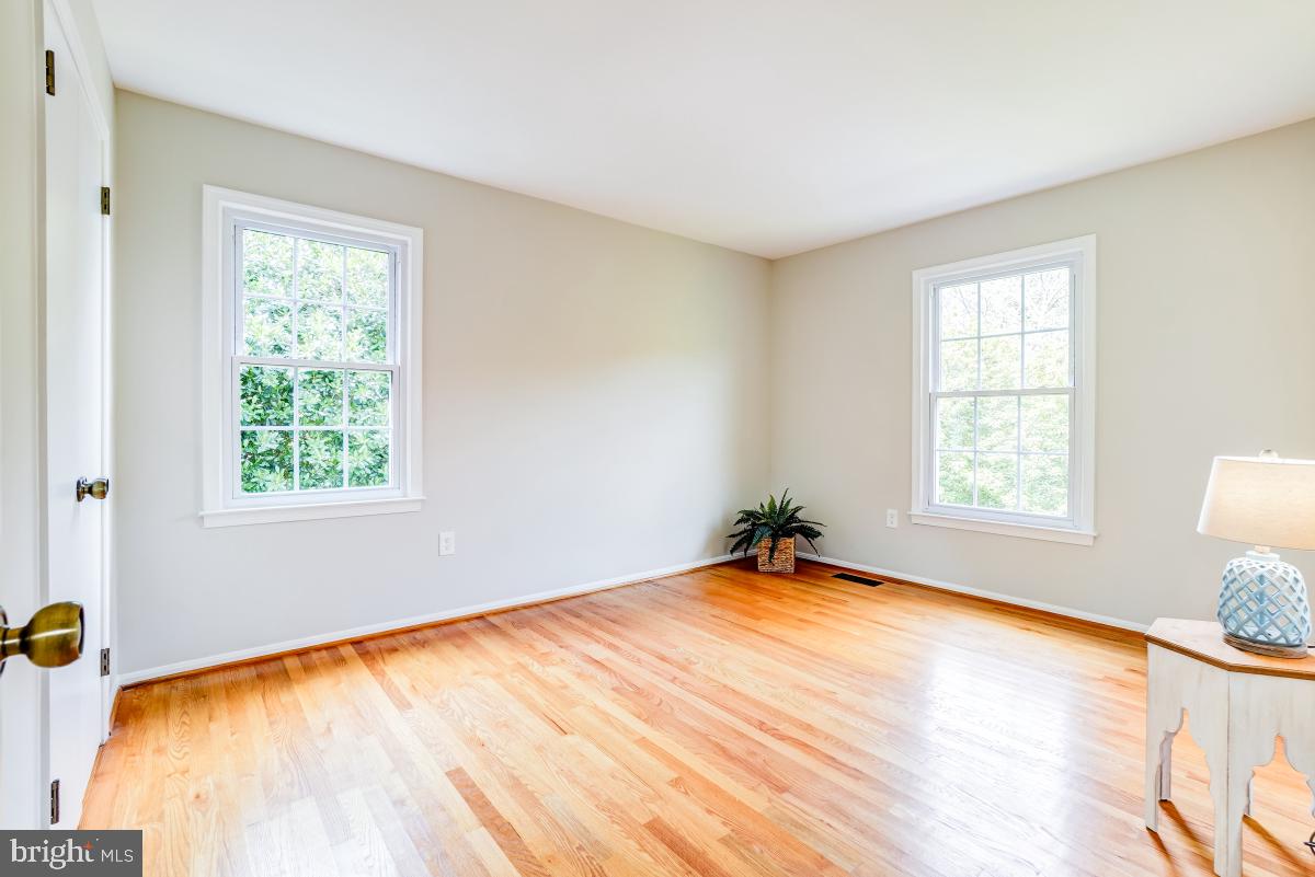 FOXHALL - Residential