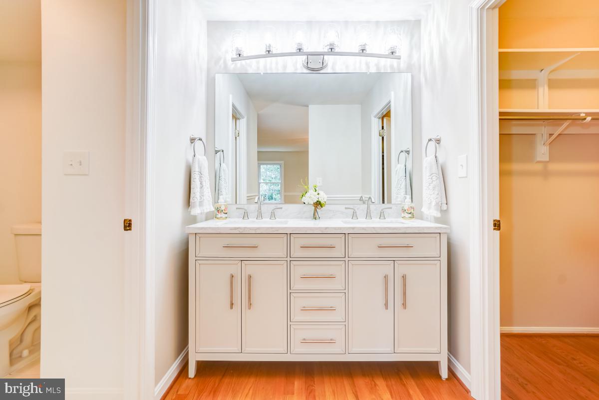 FOXHALL - Residential