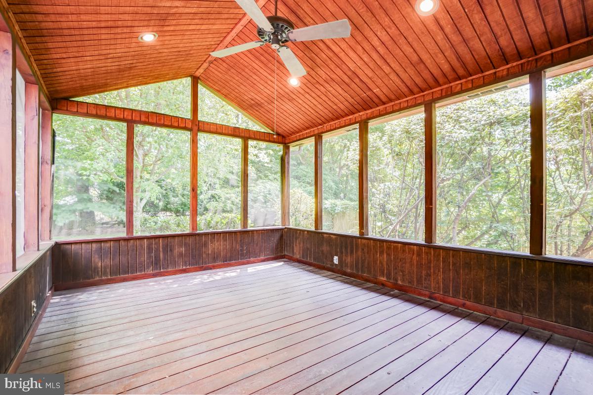 FOXHALL - Residential