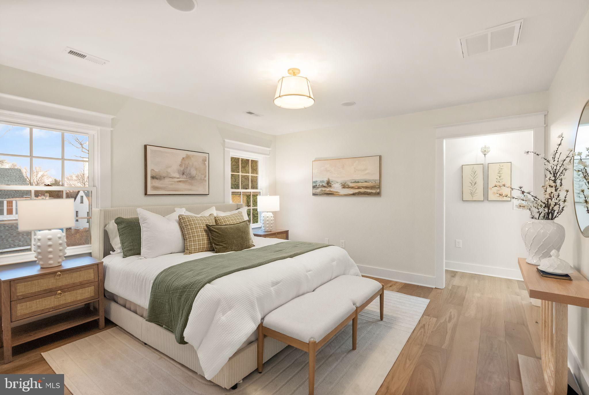 CHEVY CHASE VILLAGE - Residential