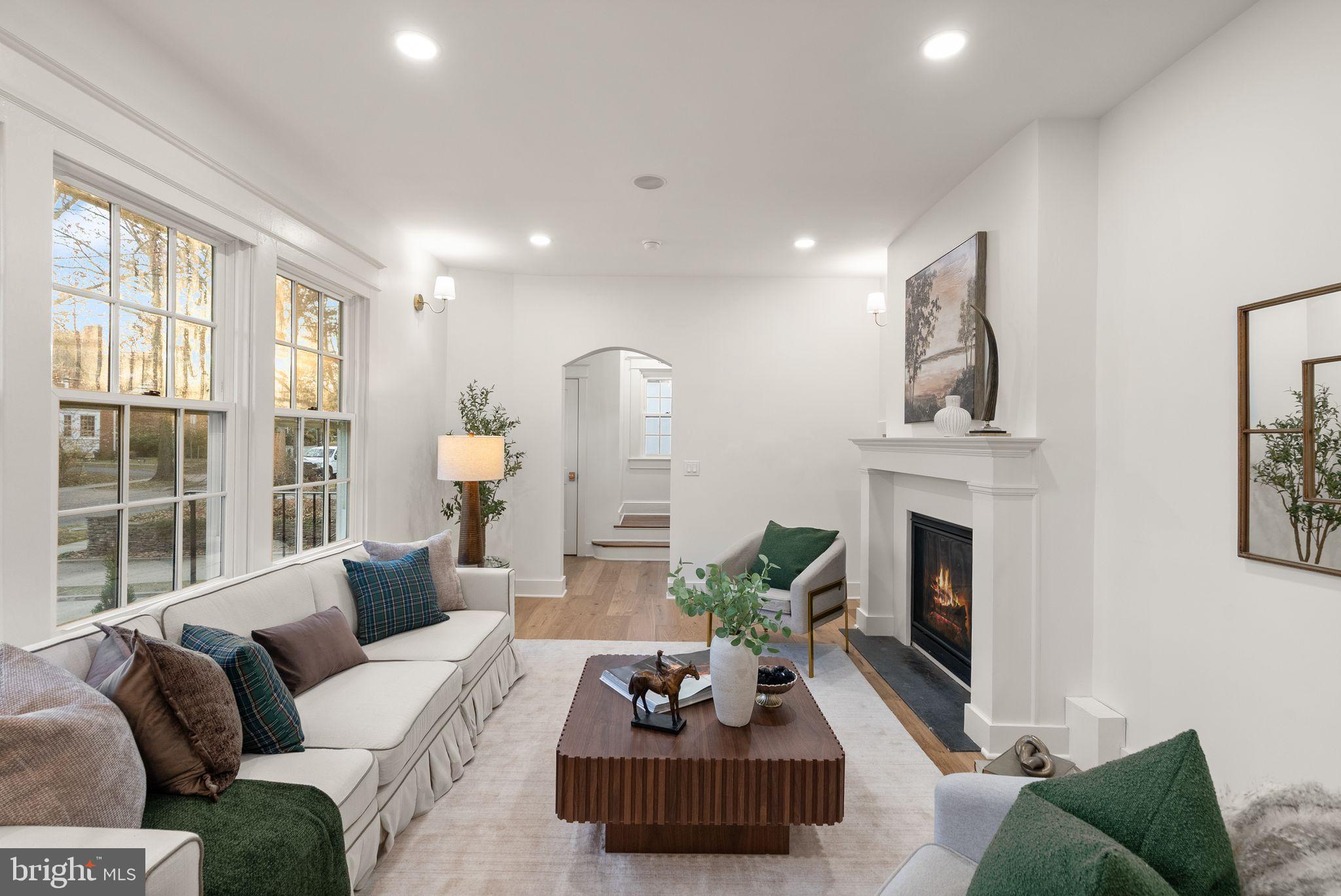 CHEVY CHASE VILLAGE - Residential