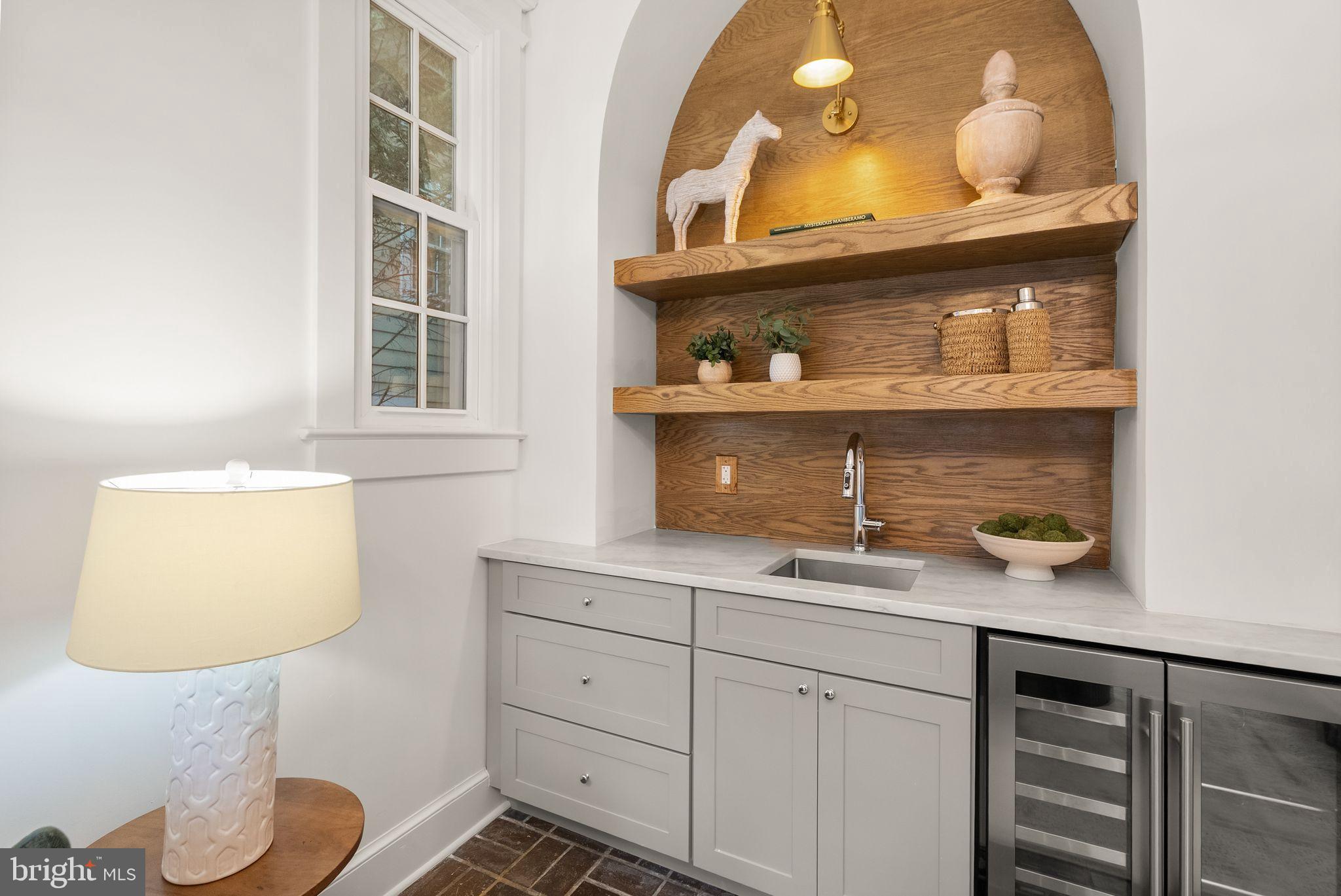 CHEVY CHASE VILLAGE - Residential