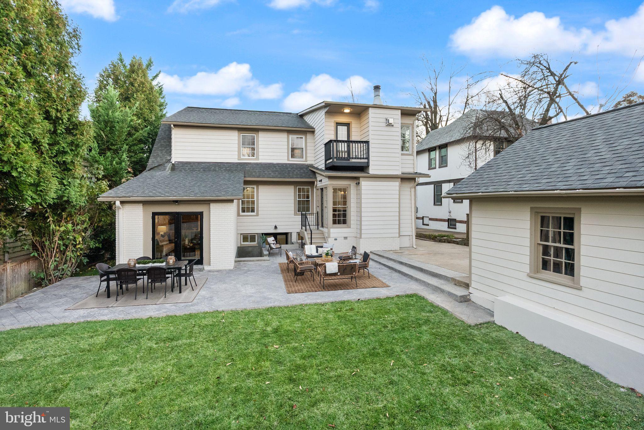 CHEVY CHASE VILLAGE - Residential