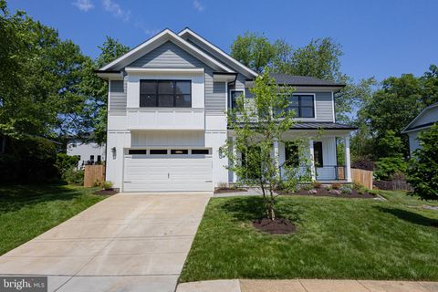 403 YEONAS DRIVE SW VIENNA VA 22180