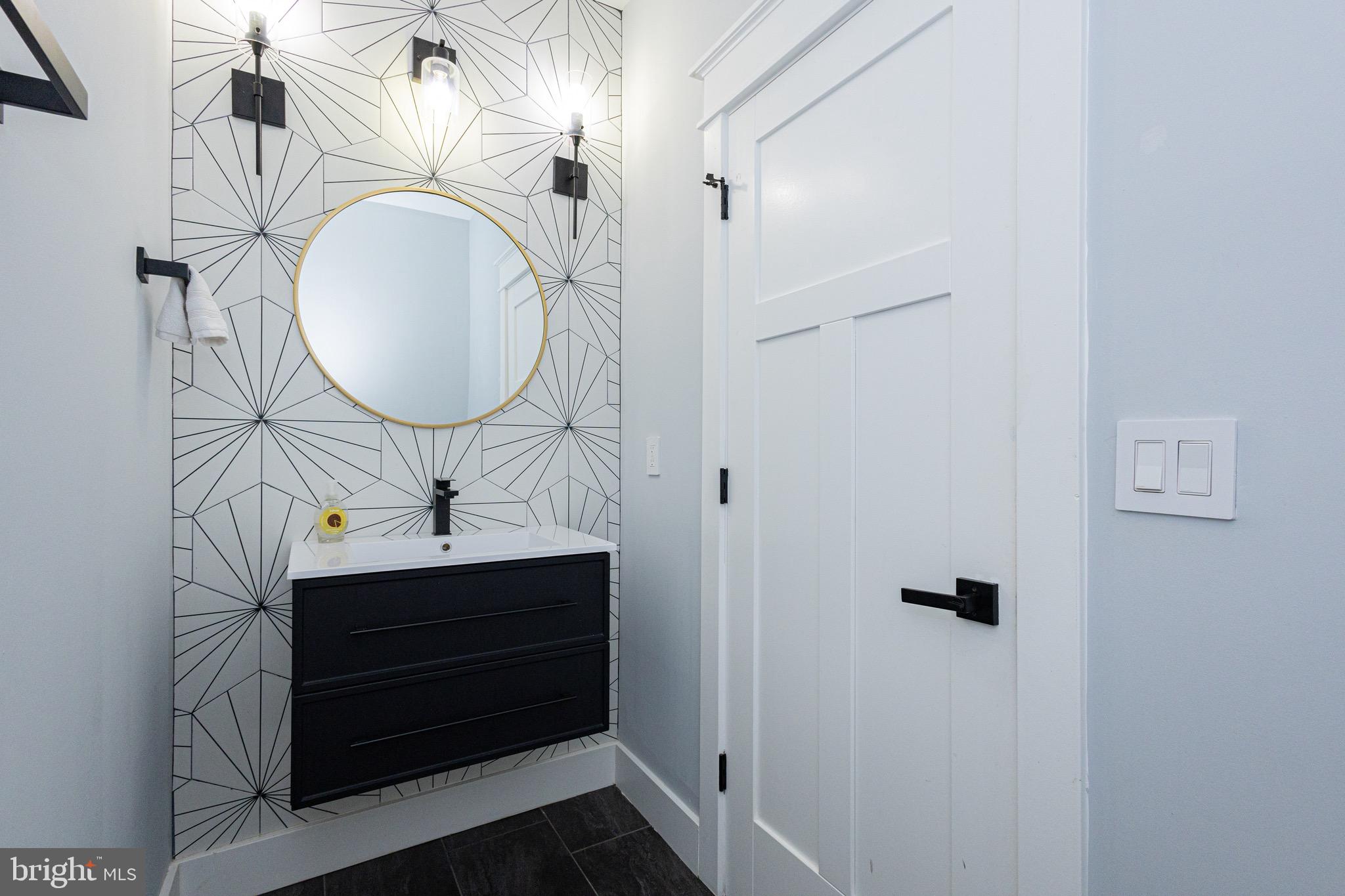 VIENNA WOODS - Residential