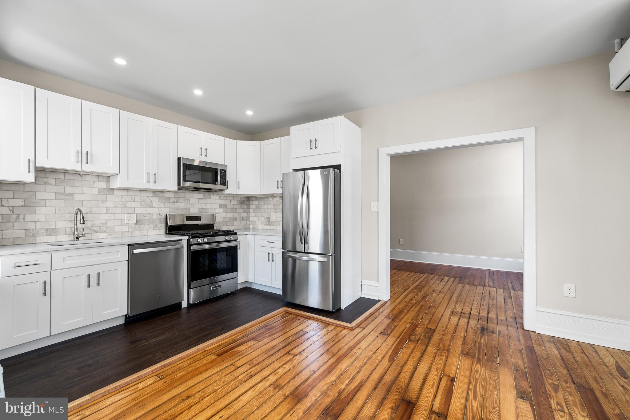 2311 GREEN STREET 3R