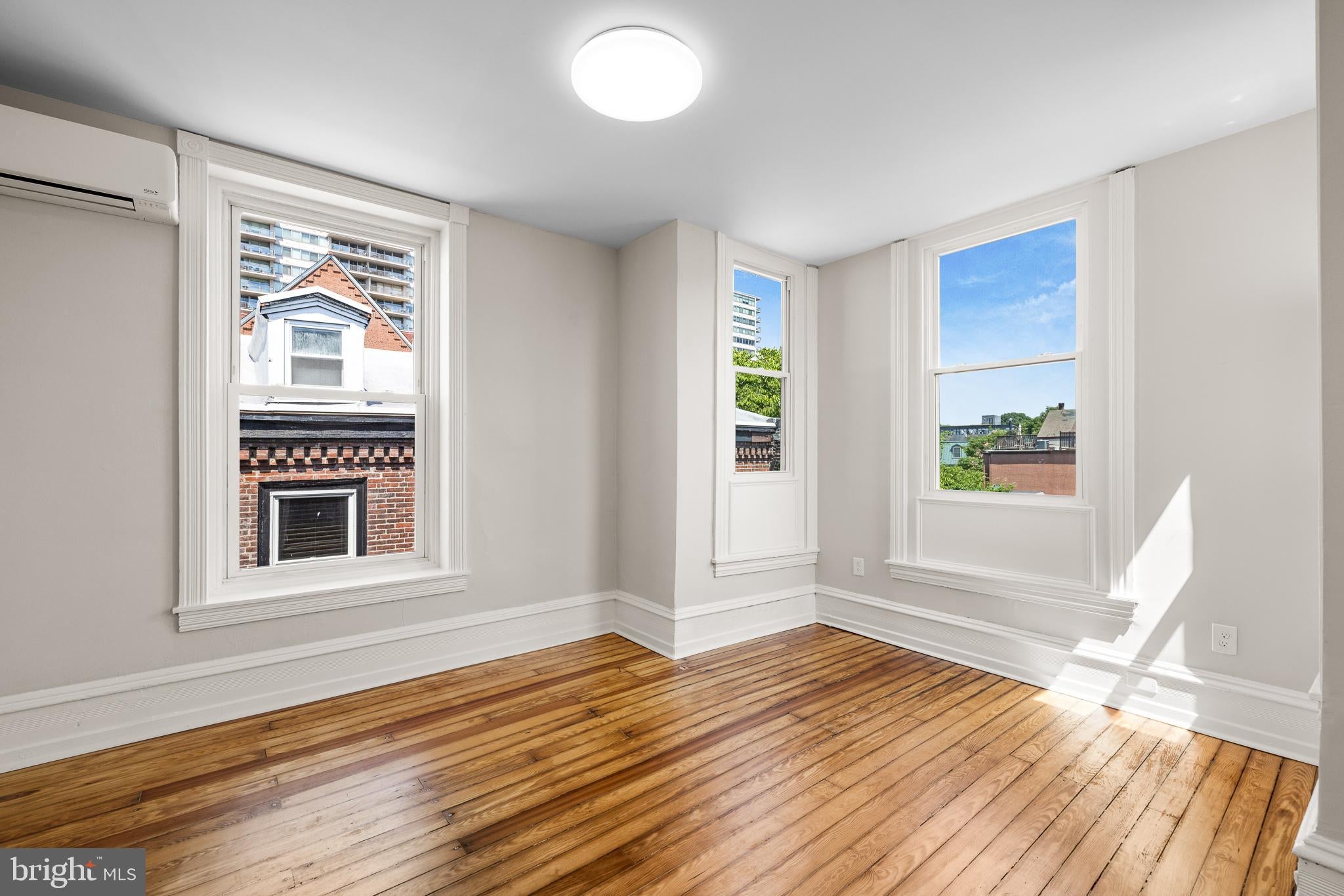 2311 GREEN STREET 3R