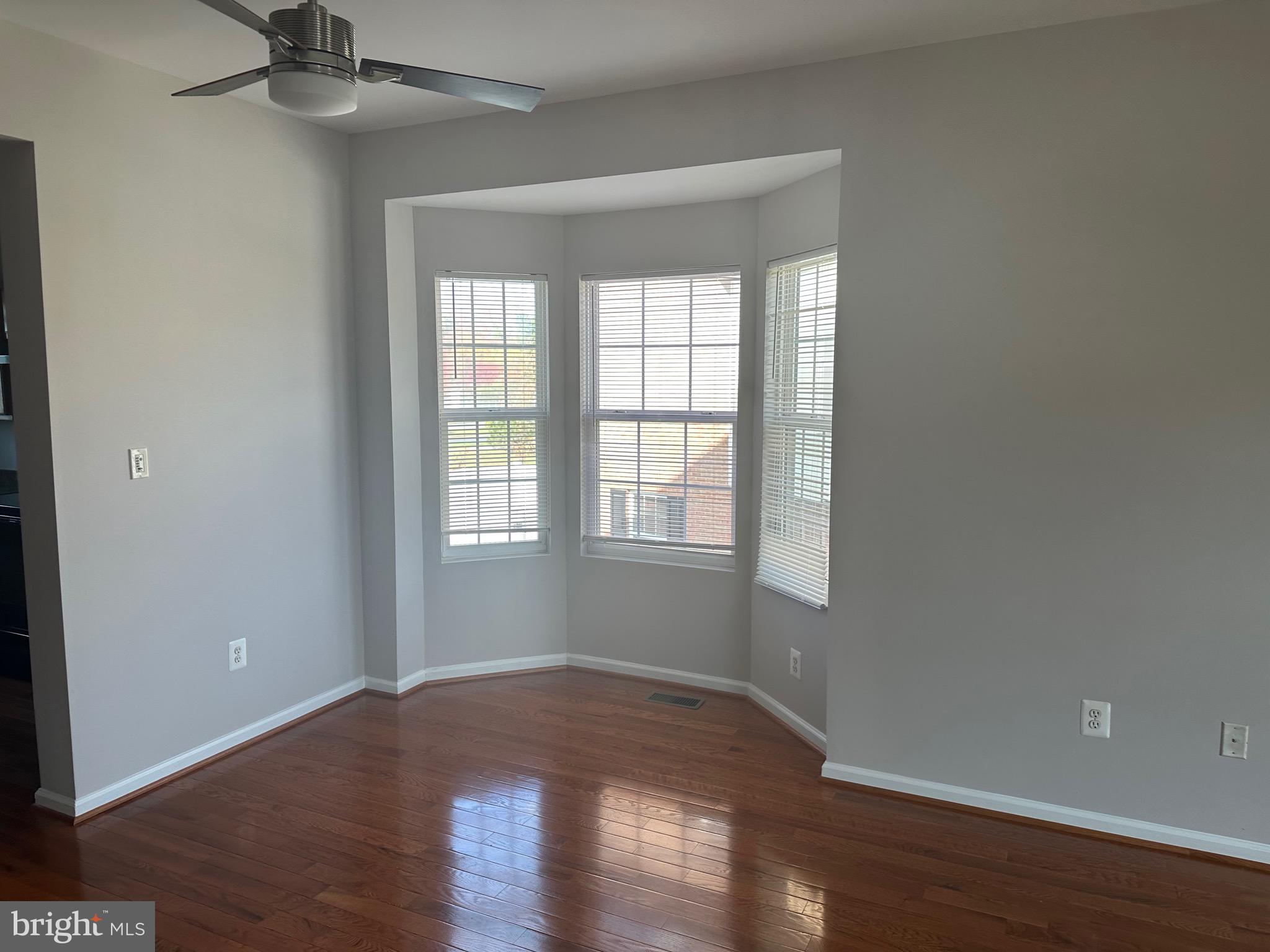 ST CHARLES SUB - SHEFFIELD - Residential Lease