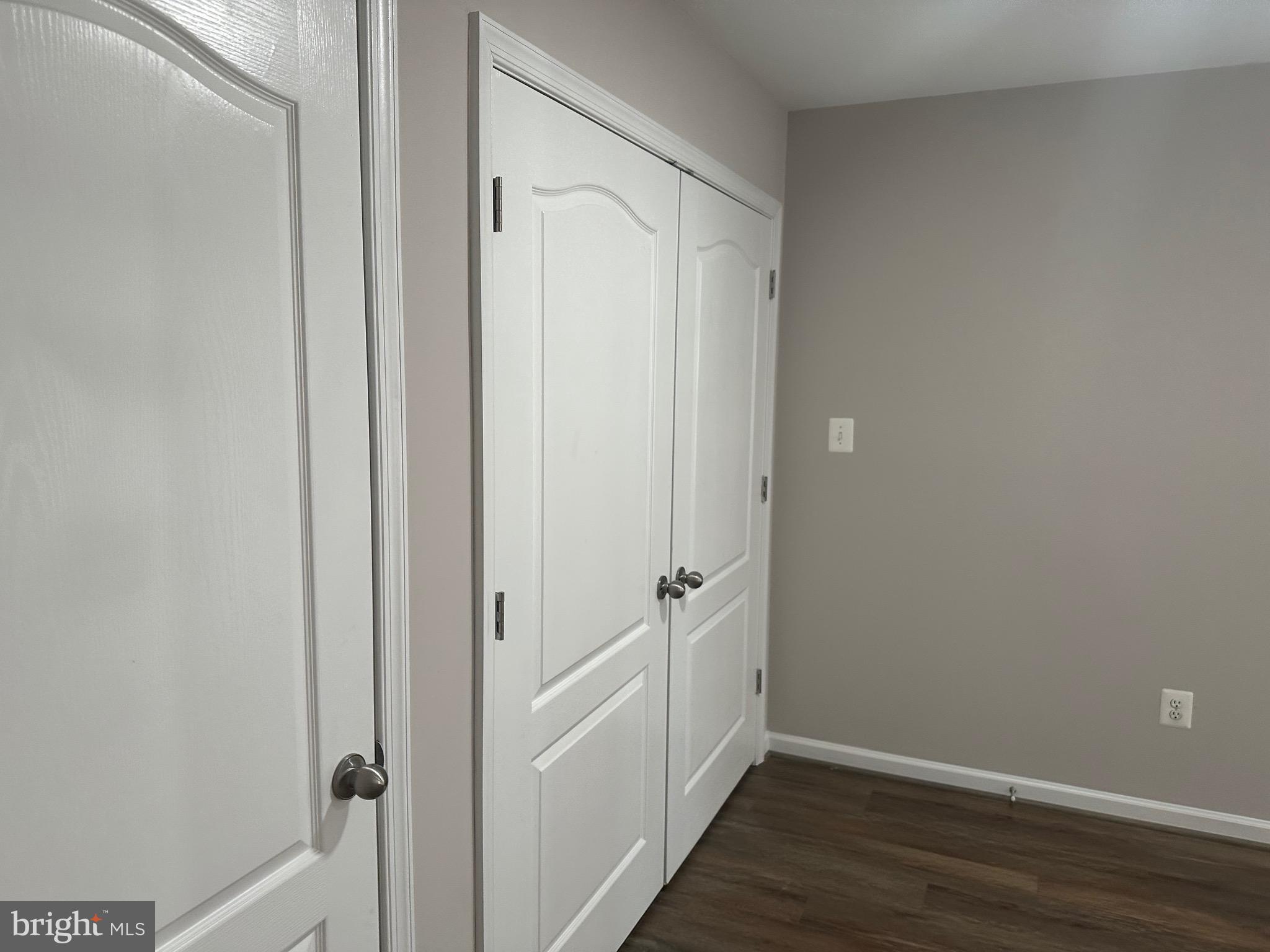 ST CHARLES SUB - SHEFFIELD - Residential Lease