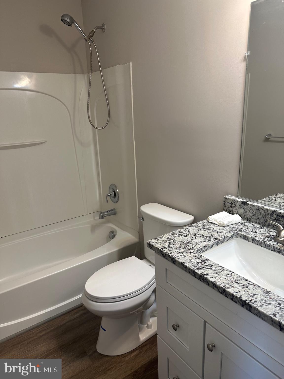 ST CHARLES SUB - SHEFFIELD - Residential Lease