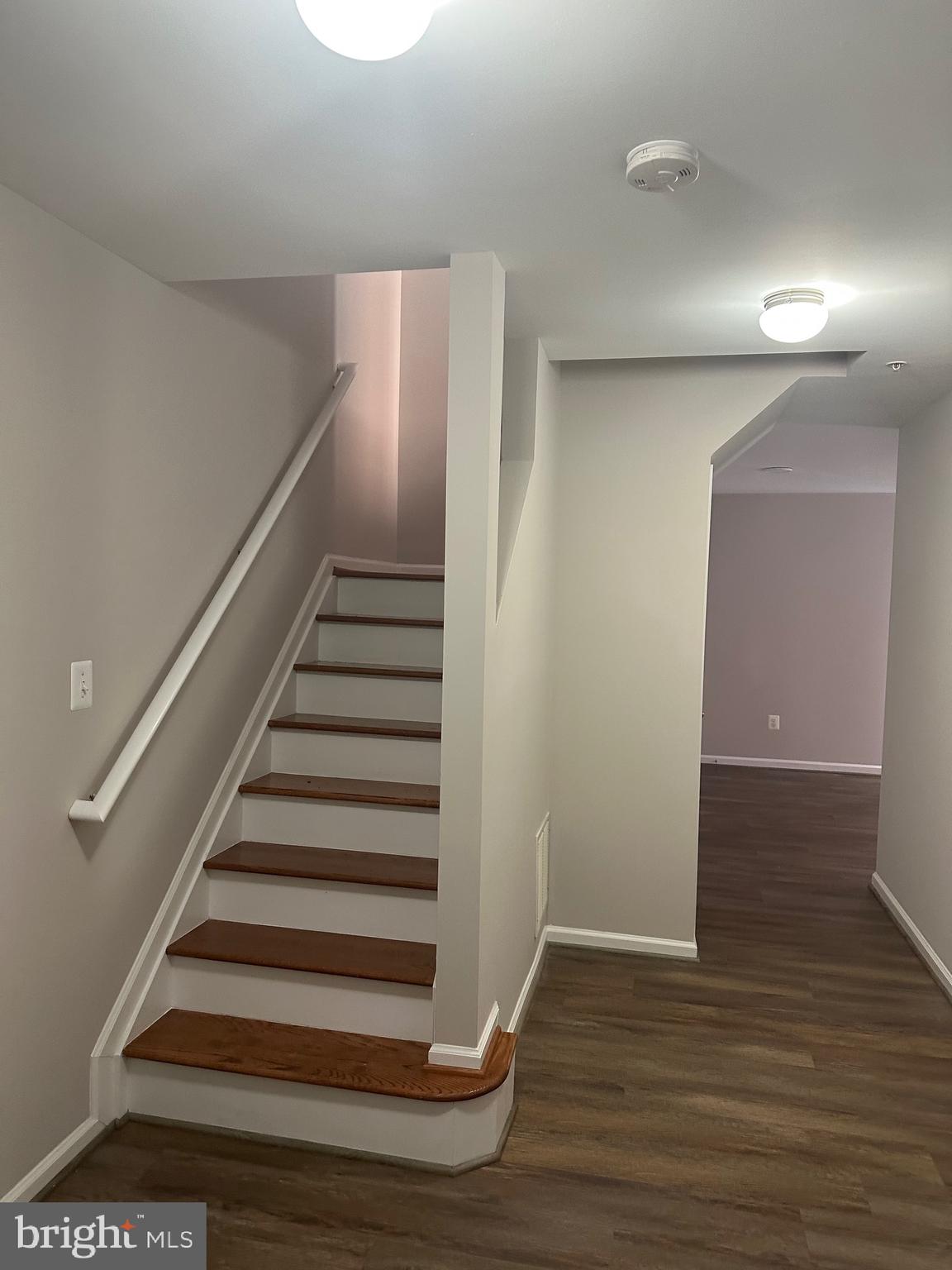 ST CHARLES SUB - SHEFFIELD - Residential Lease