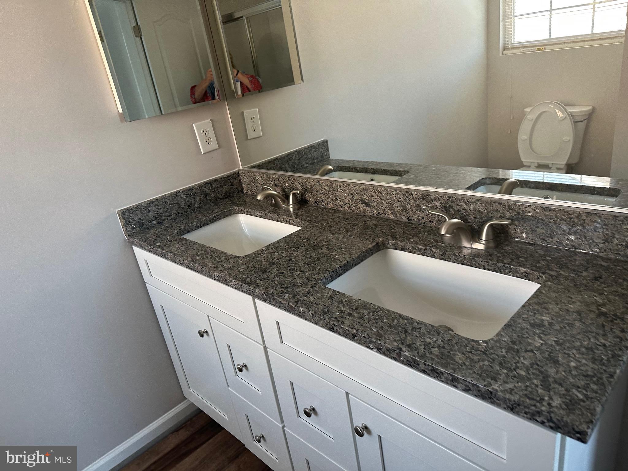 ST CHARLES SUB - SHEFFIELD - Residential Lease