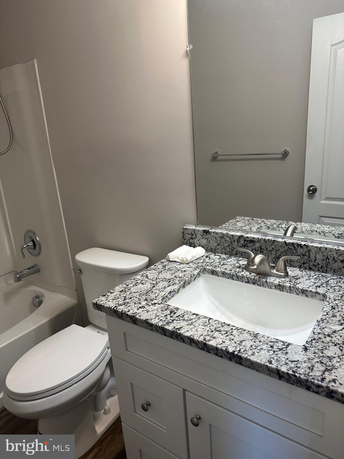 ST CHARLES SUB - SHEFFIELD - Residential Lease