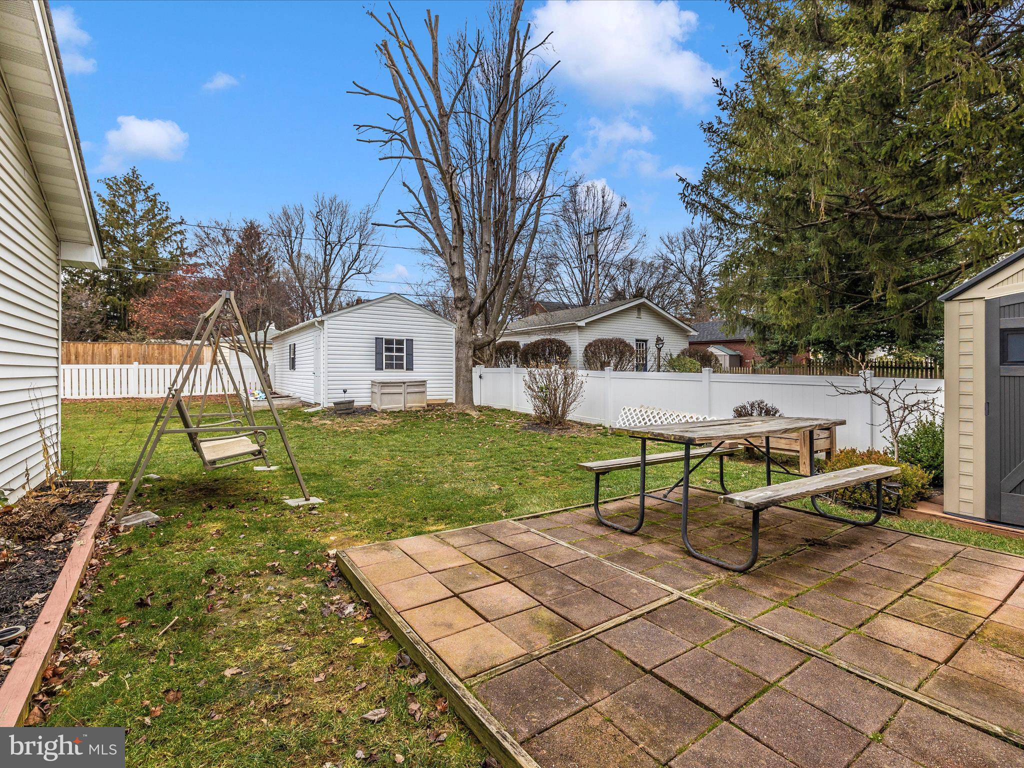 ROSEDALE - Residential