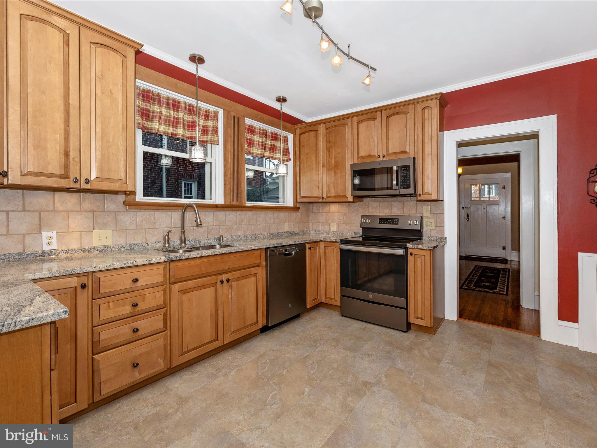 ROSEDALE - Residential