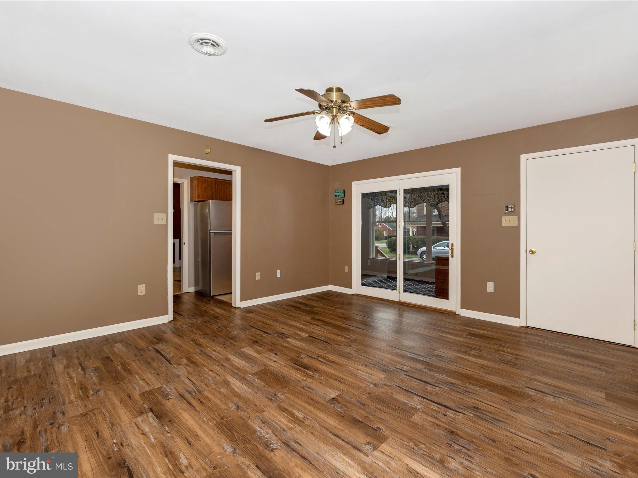 ROSEDALE - Residential