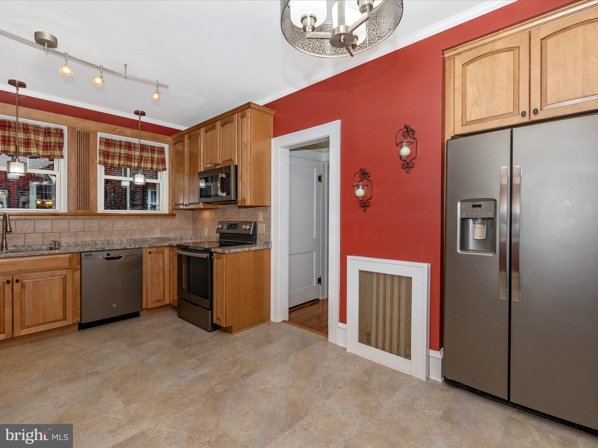 ROSEDALE - Residential