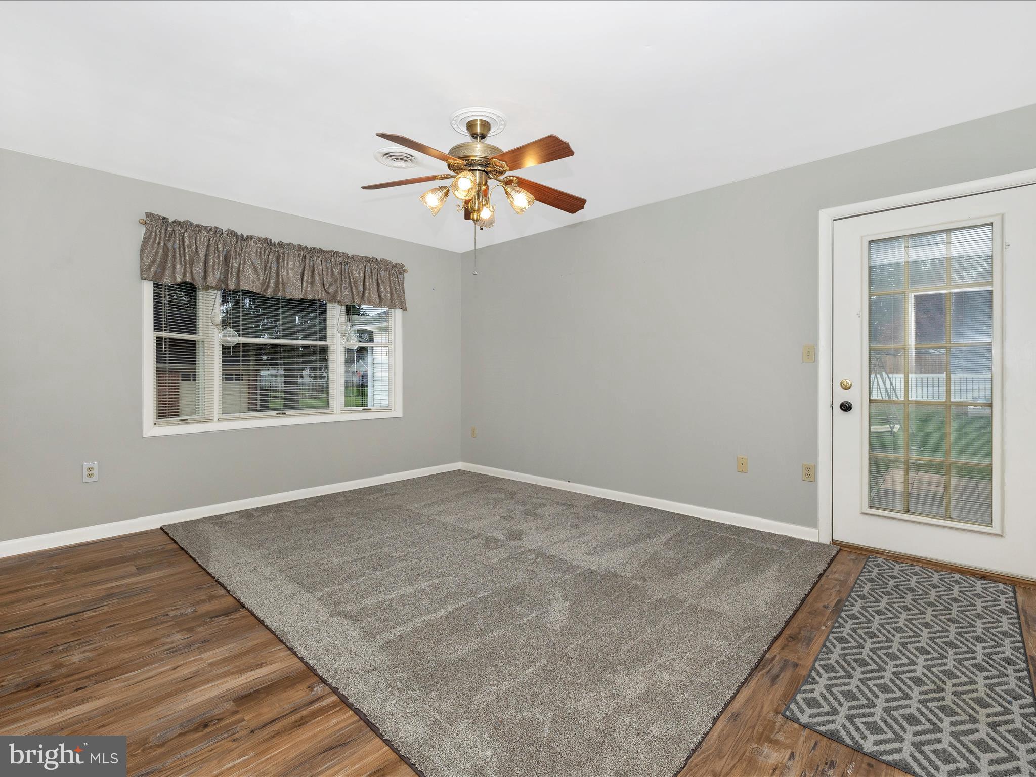 ROSEDALE - Residential