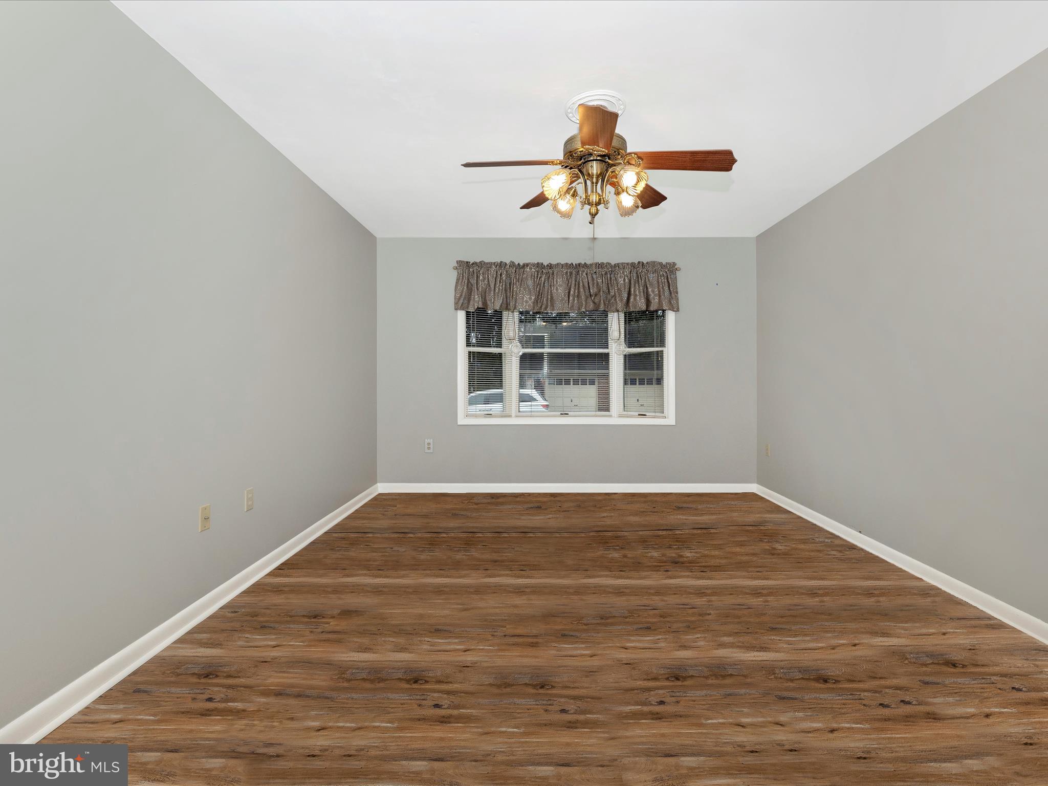 ROSEDALE - Residential