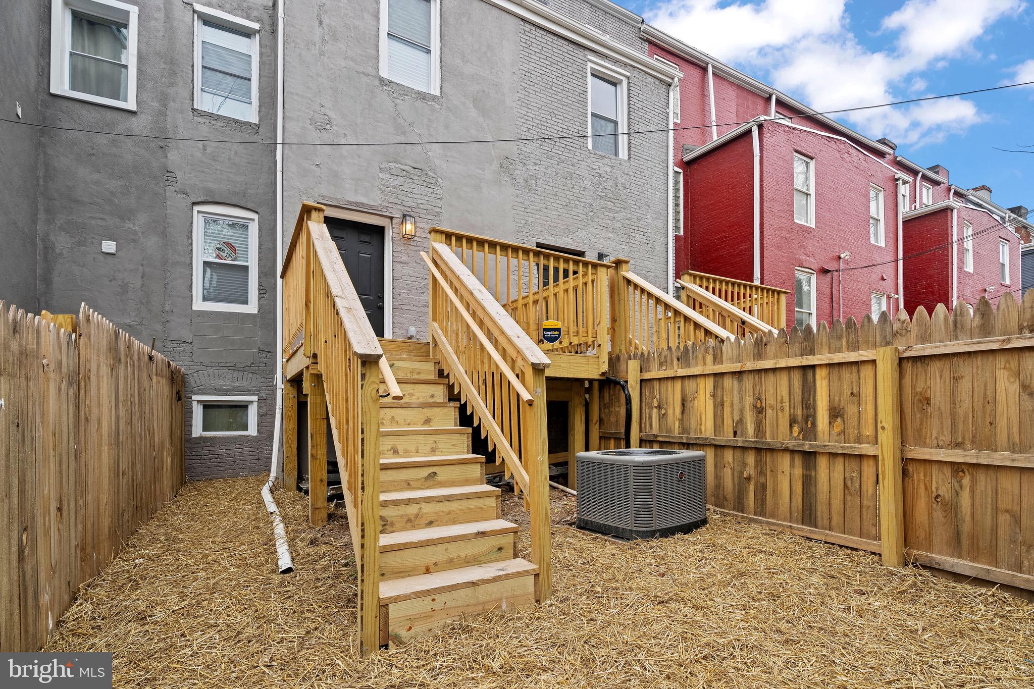 FRANKLIN SQUARE HISTORIC DISTRICT - Residential