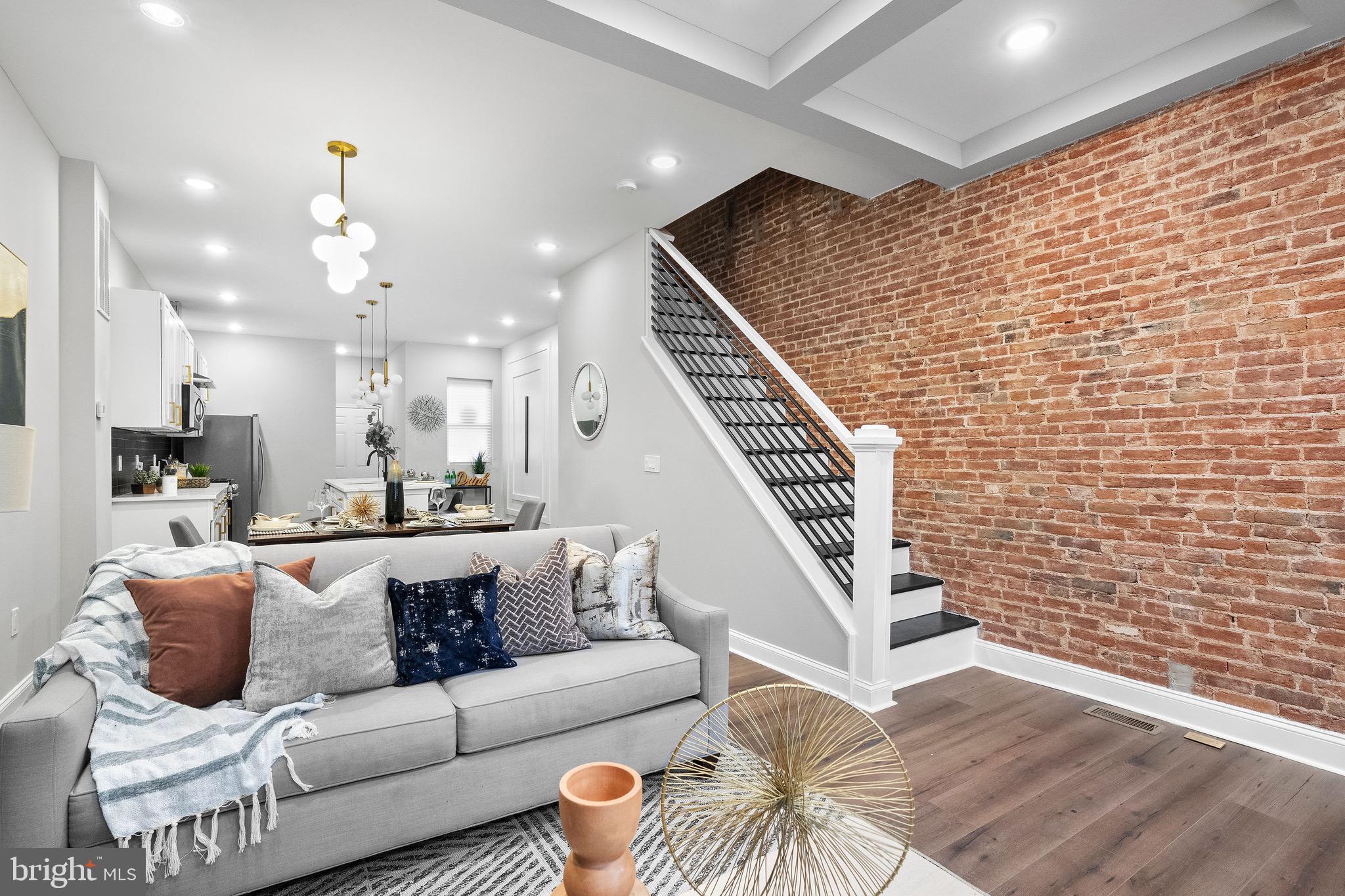 FRANKLIN SQUARE HISTORIC DISTRICT - Residential