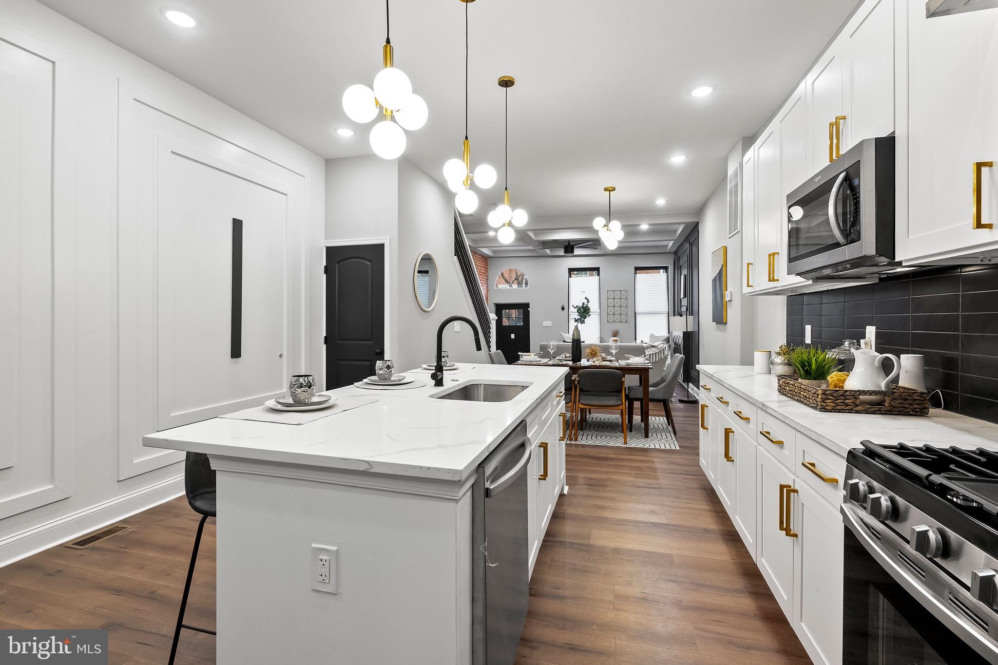 FRANKLIN SQUARE HISTORIC DISTRICT - Residential