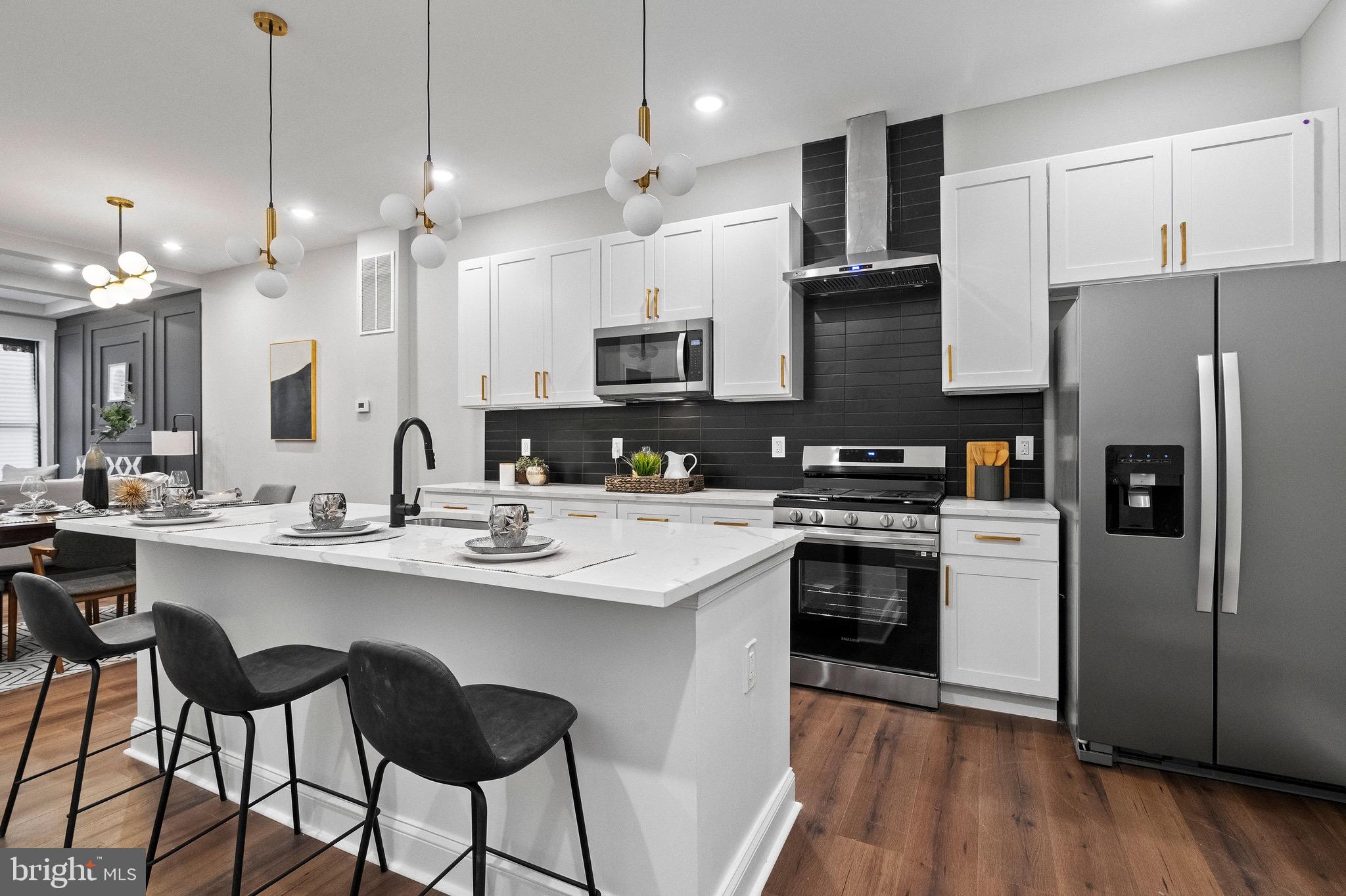 FRANKLIN SQUARE HISTORIC DISTRICT - Residential