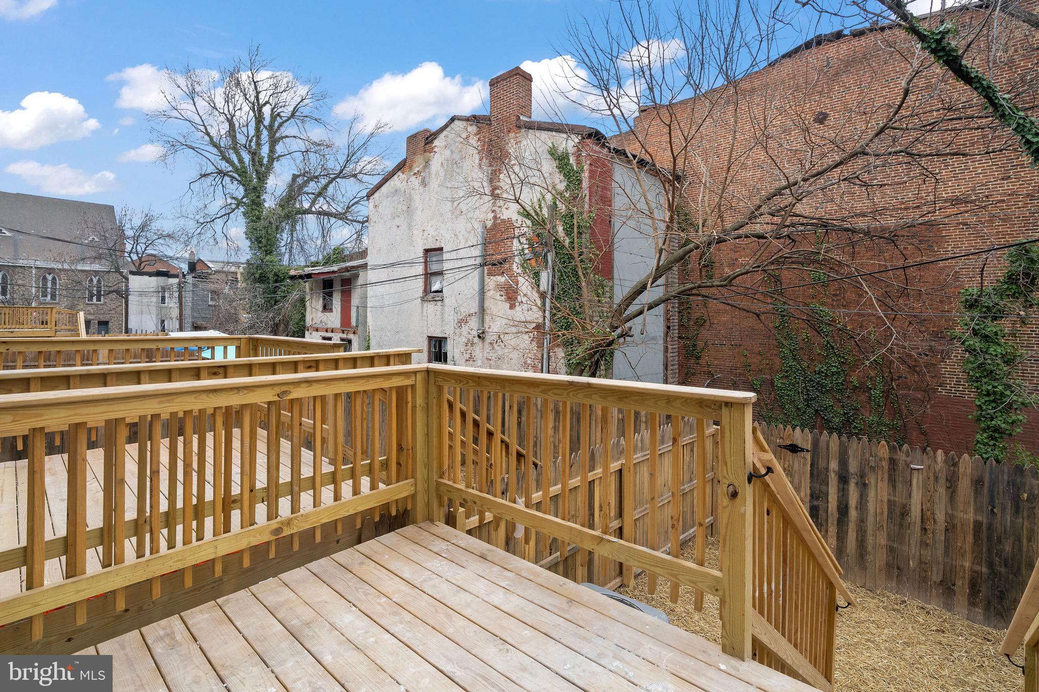 FRANKLIN SQUARE HISTORIC DISTRICT - Residential