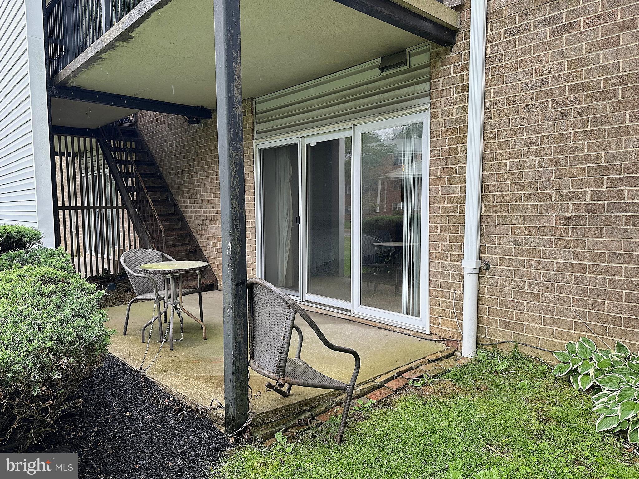 MOORES MILL MANOR - Residential