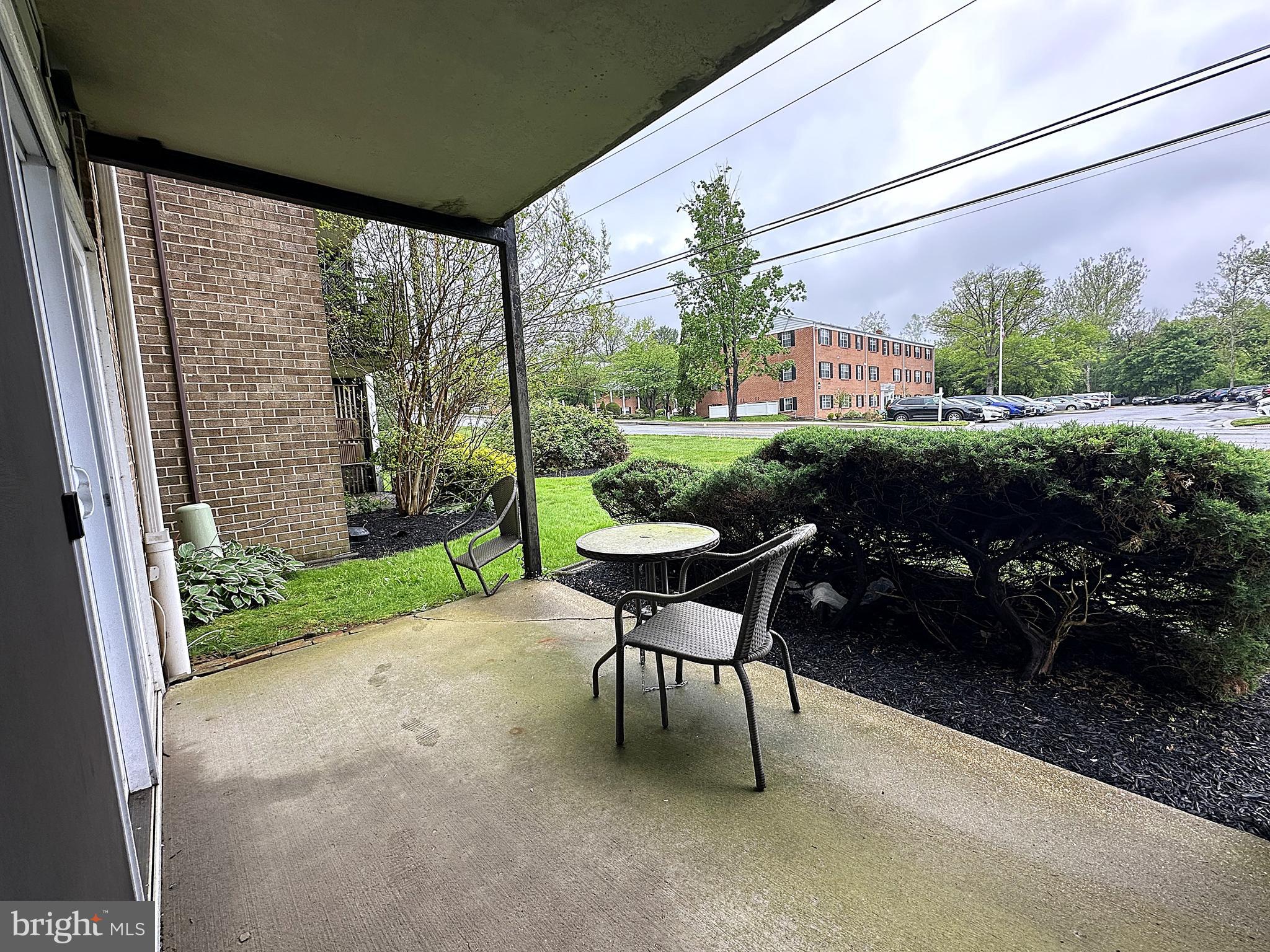 MOORES MILL MANOR - Residential