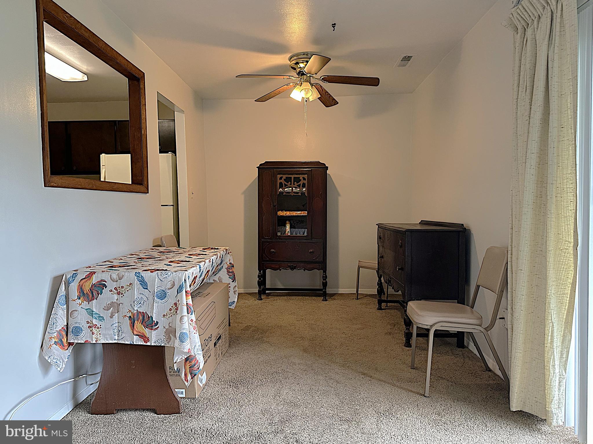 MOORES MILL MANOR - Residential