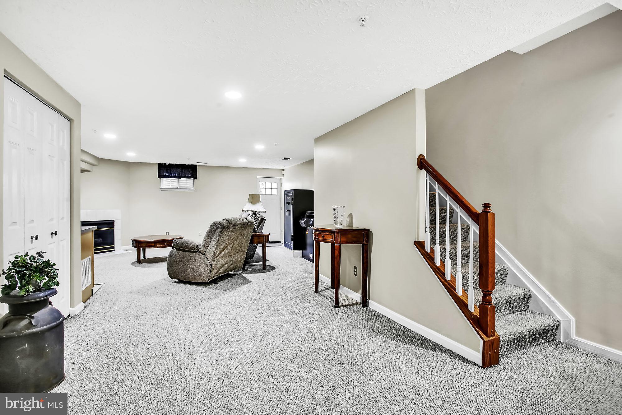 BRISTOL FOREST - Residential