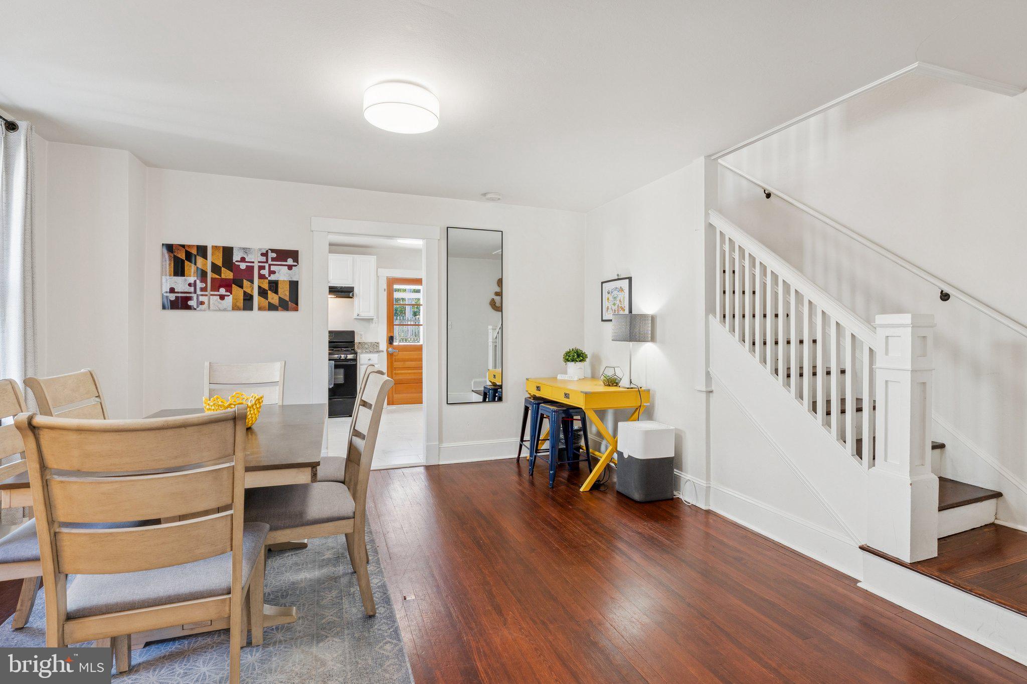 PRESIDENTS HILL - Residential