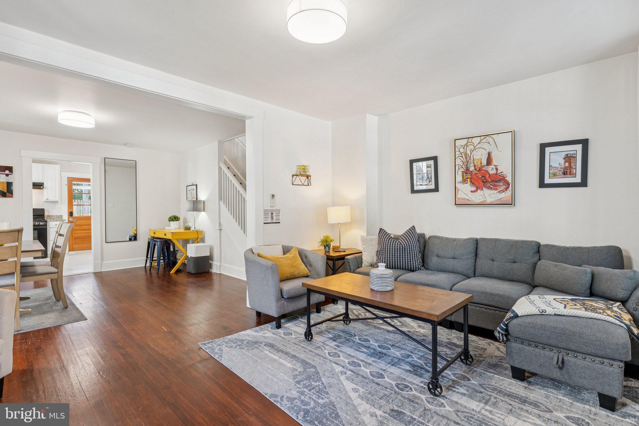 PRESIDENTS HILL - Residential