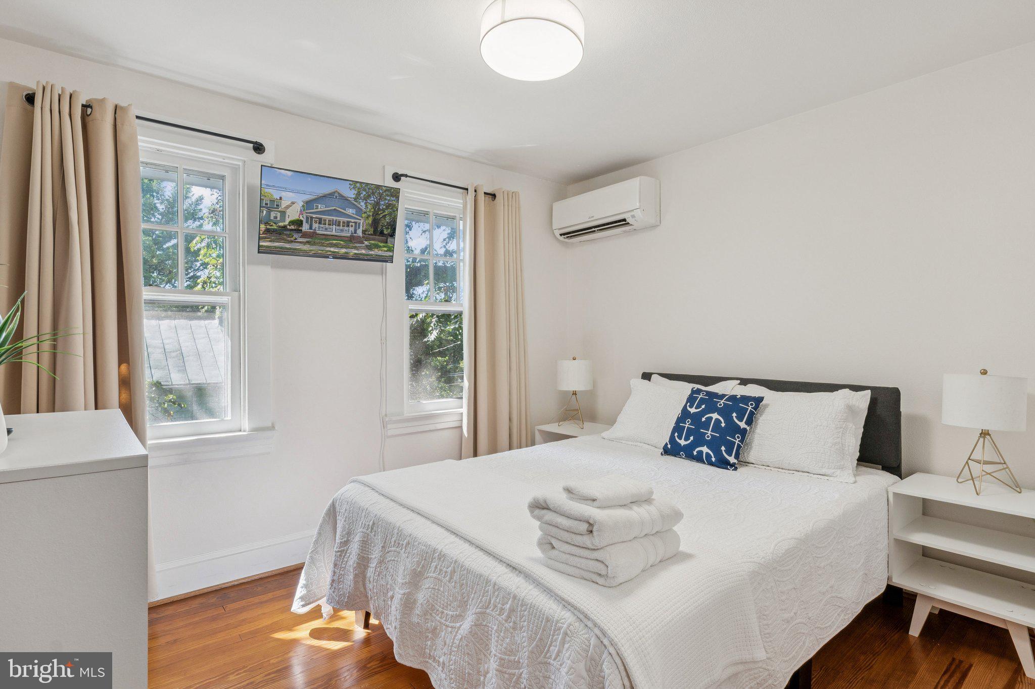 PRESIDENTS HILL - Residential