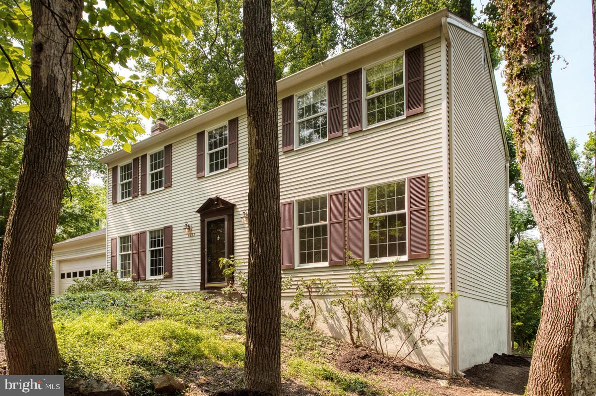 6193 COMMADORE COURT