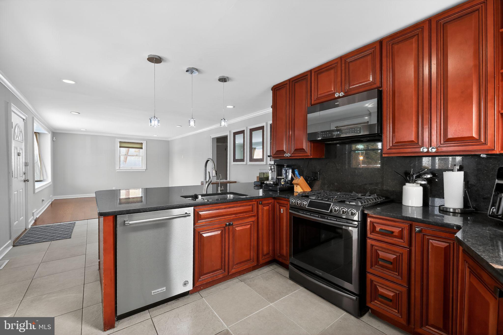 LEXINGTON PARK - Residential