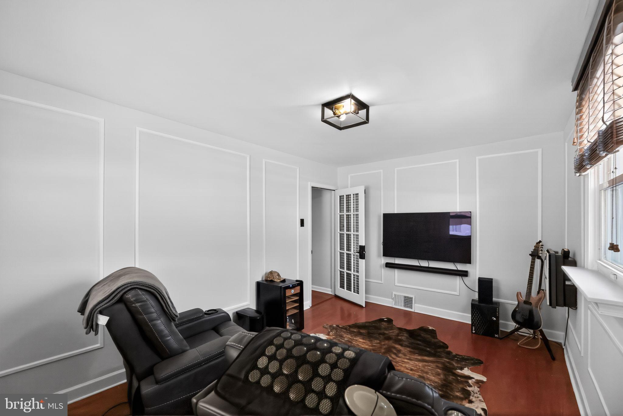 LEXINGTON PARK - Residential