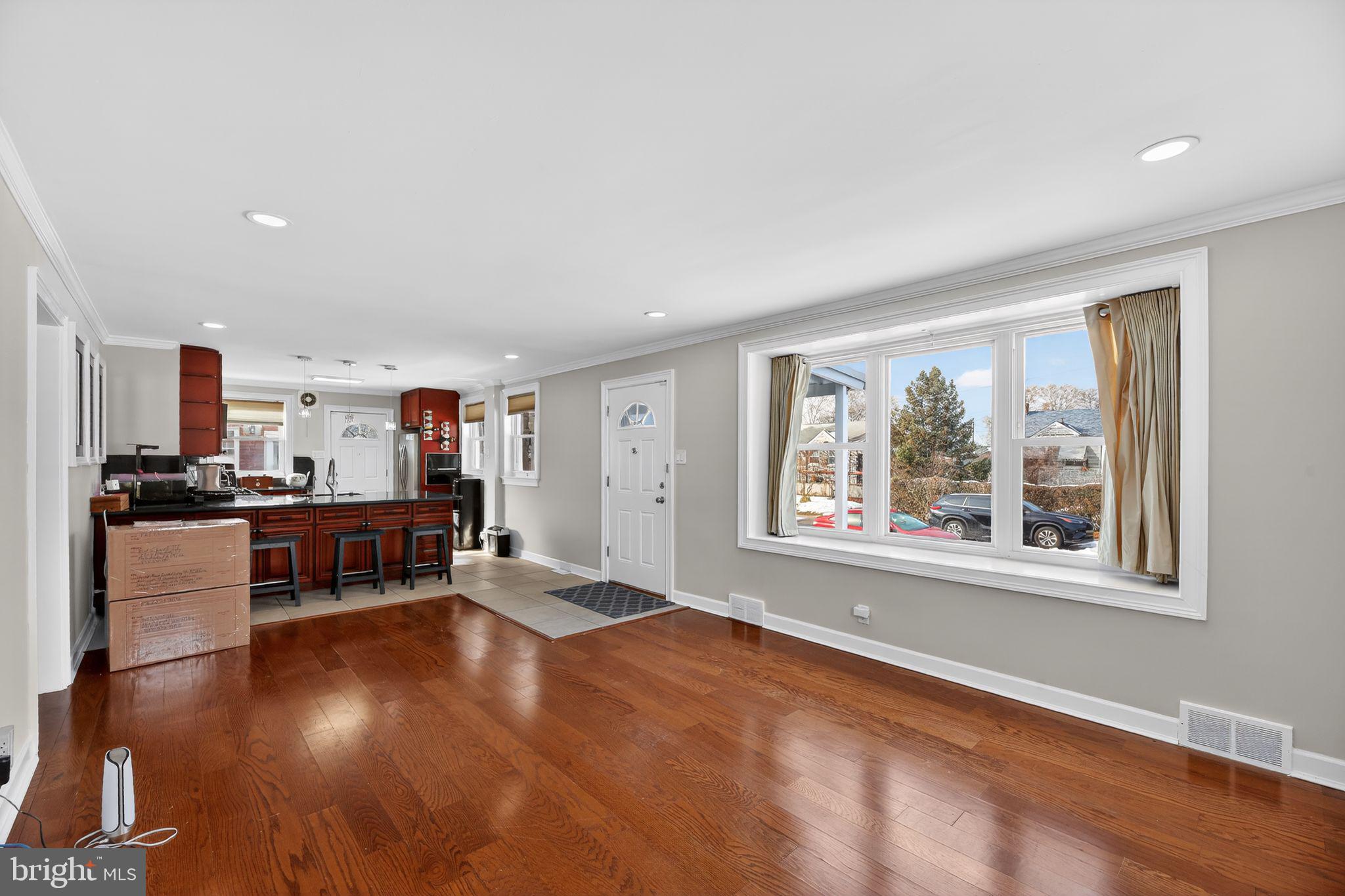 LEXINGTON PARK - Residential