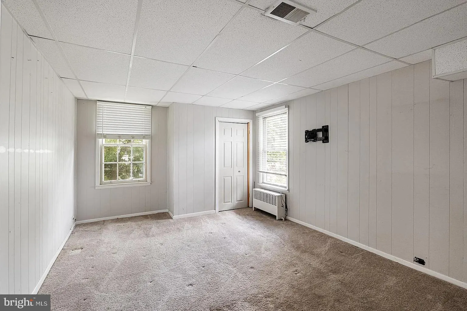 Berlin, New Jersey 08009, United States, 5 Bedrooms Bedrooms, ,2 BathroomsBathrooms,Residential,Active,107462