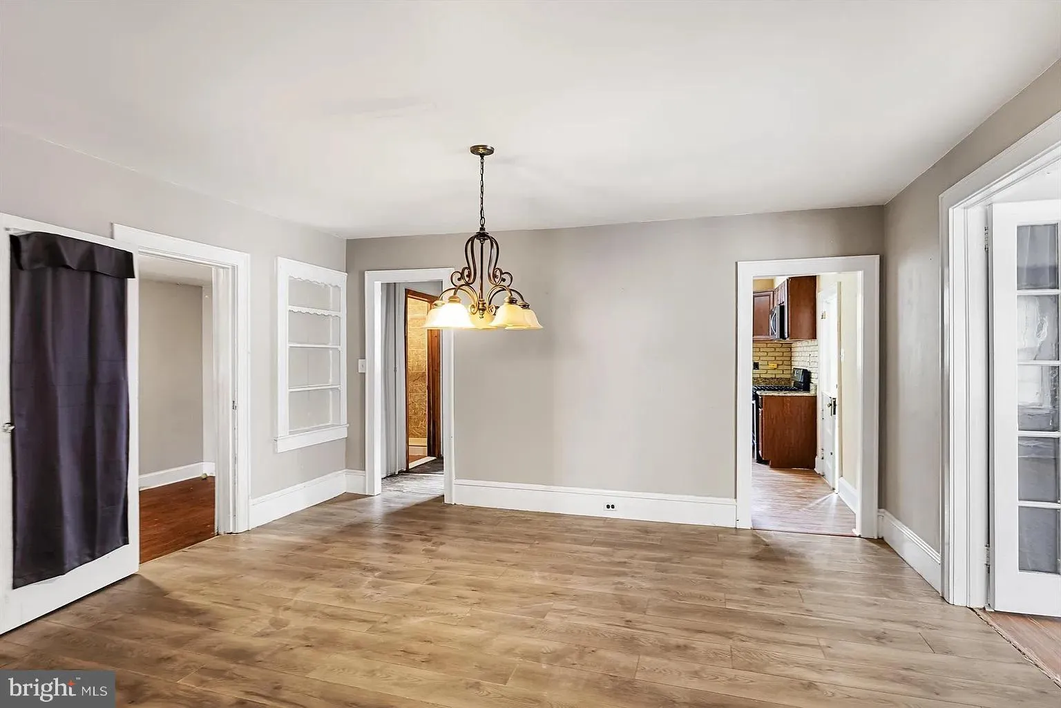 Berlin, New Jersey 08009, United States, 5 Bedrooms Bedrooms, ,2 BathroomsBathrooms,Residential,Active,107462