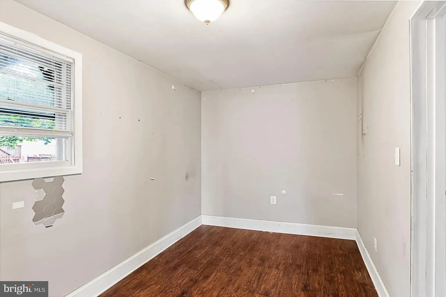 Berlin, New Jersey 08009, United States, 5 Bedrooms Bedrooms, ,2 BathroomsBathrooms,Residential,Active,107462