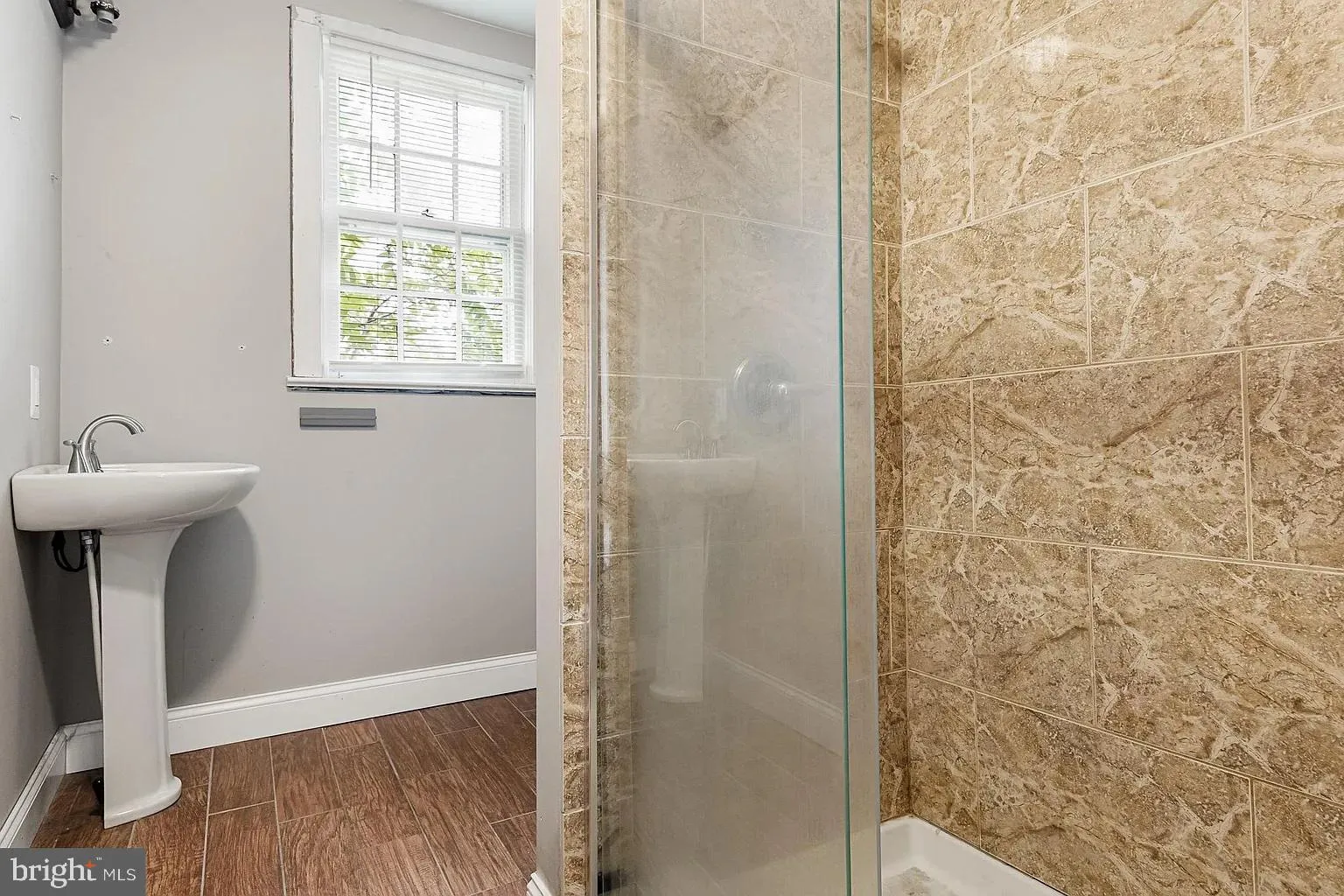 Berlin, New Jersey 08009, United States, 5 Bedrooms Bedrooms, ,2 BathroomsBathrooms,Residential,Active,107462