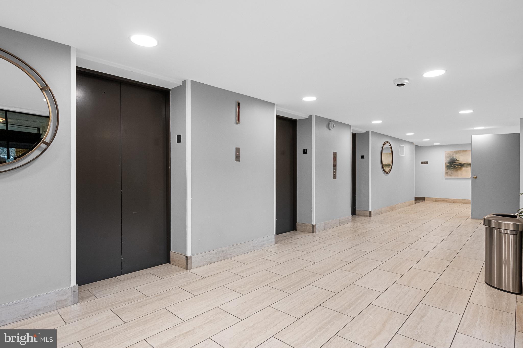 IDYLWOOD TOWERS CONDO - Residential