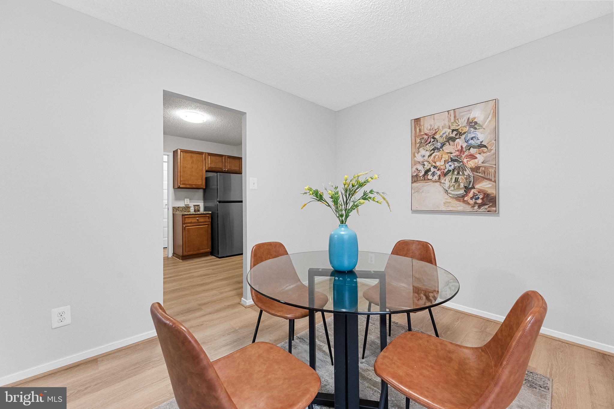 IDYLWOOD TOWERS CONDO - Residential