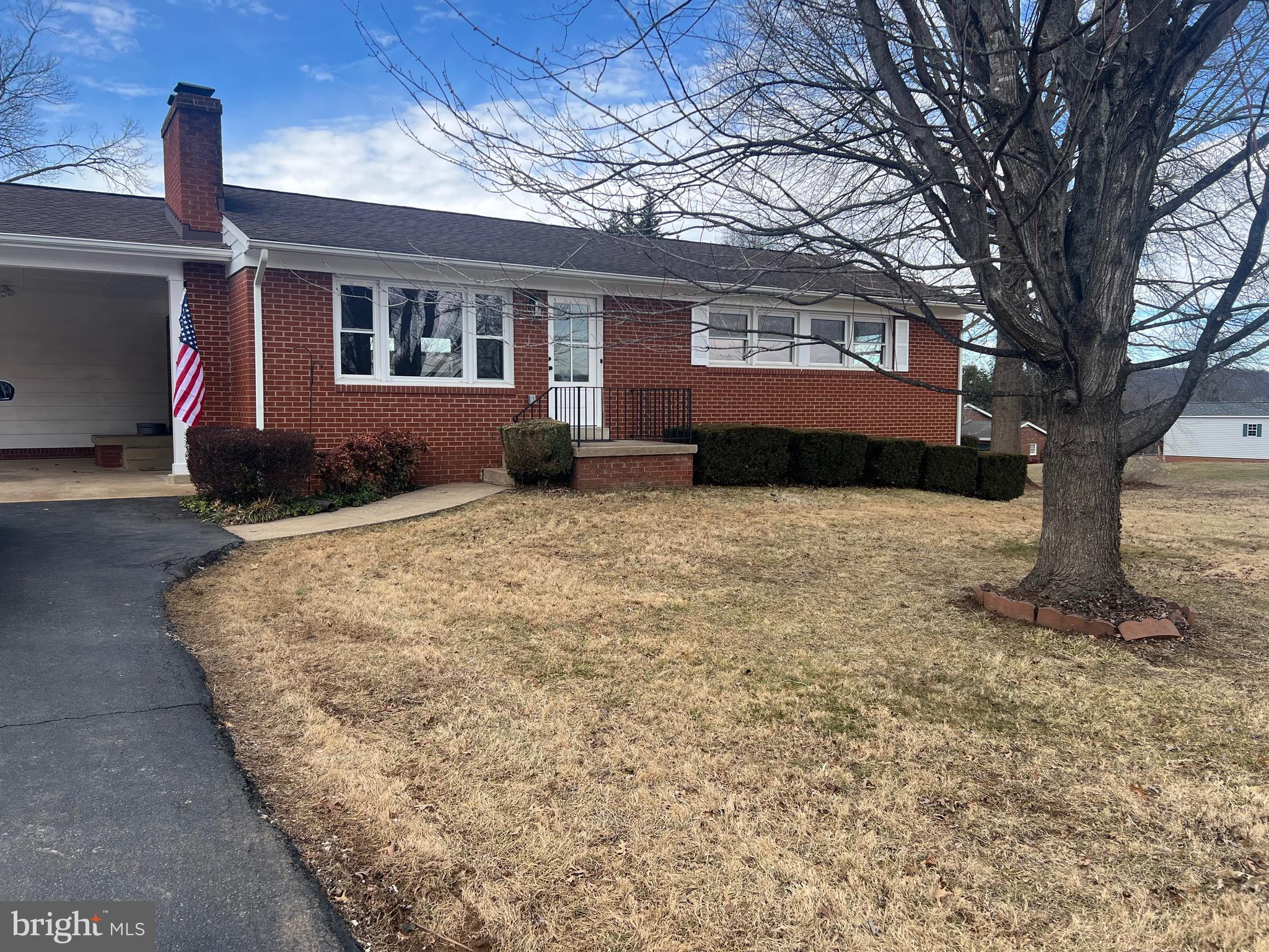 CRESTVIEW ESTATE - Residential