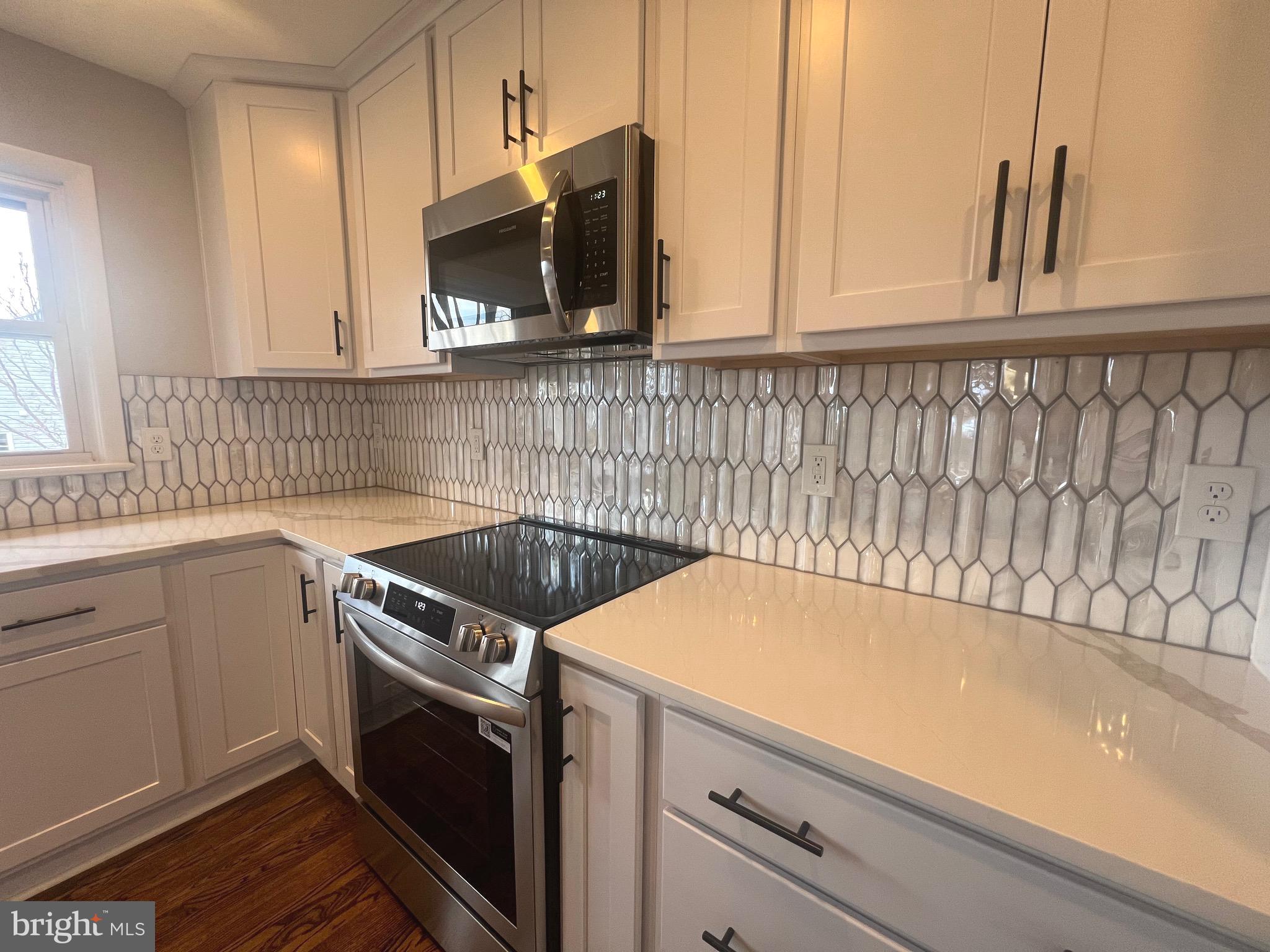 CRESTVIEW ESTATE - Residential