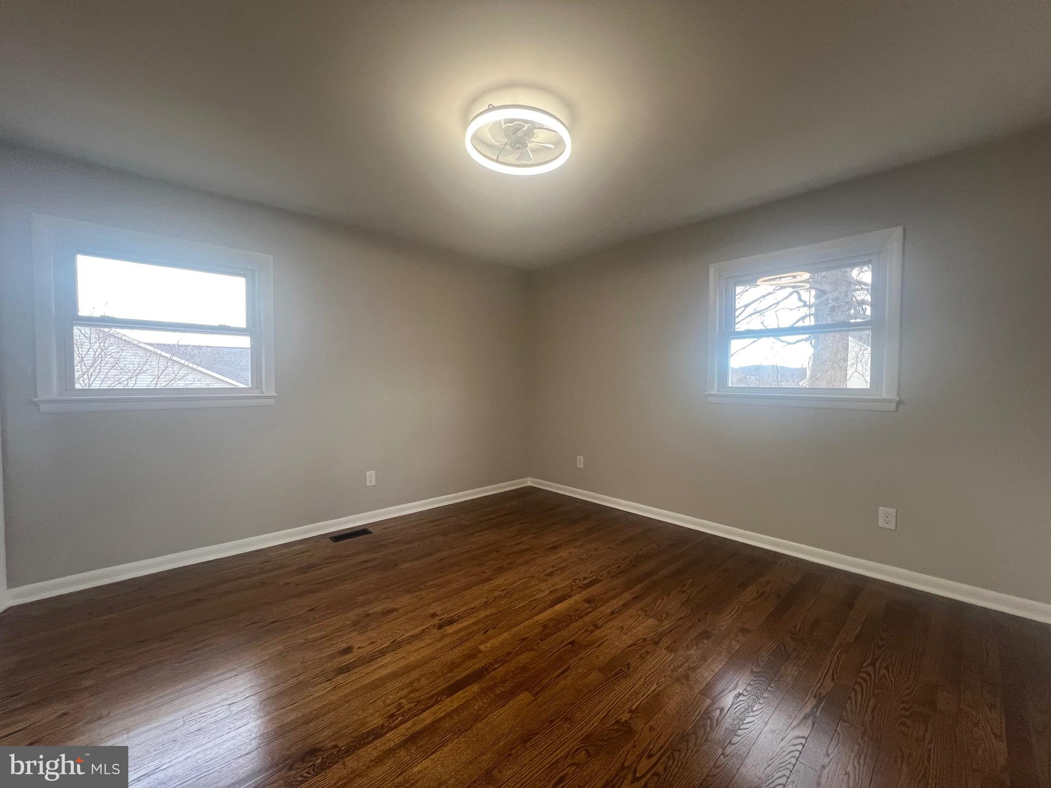 CRESTVIEW ESTATE - Residential